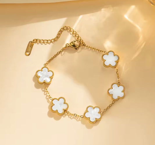 White Clove Bracelet